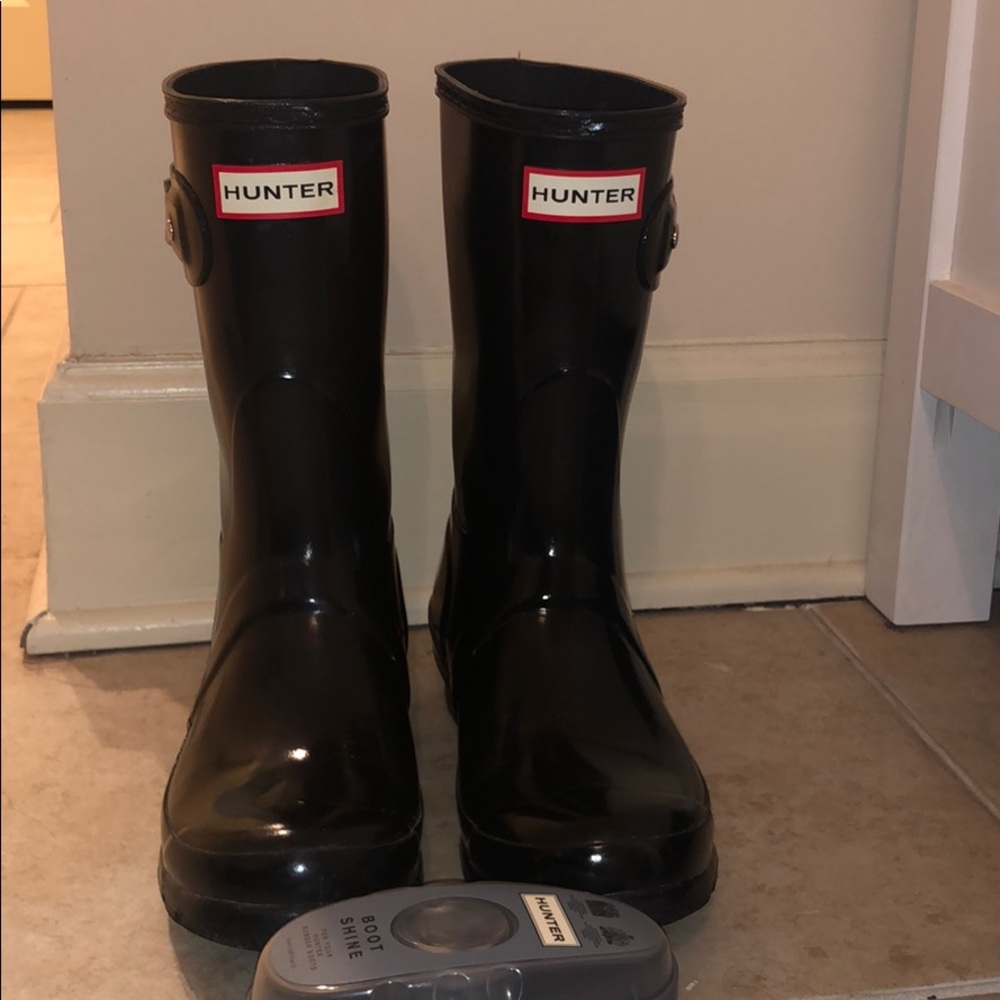 rain boots & boot shine